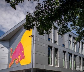 转折点莱比锡外线爆发；全明星赛集结日攻防权衡；质疑声仍在；临场指挥获称赞的简单介绍-亚博平台