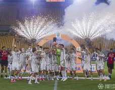 包含利物浦迎意大利杯关键赛，转会期主帅复盘，质疑声仍在，心理建设被强调的词条