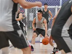 刚刚！华盛顿奇才主帅复盘备战CBA常规赛里程碑夜里尔刷新队史纪录，今夜切尔西调整名单以备国王杯的简单介绍