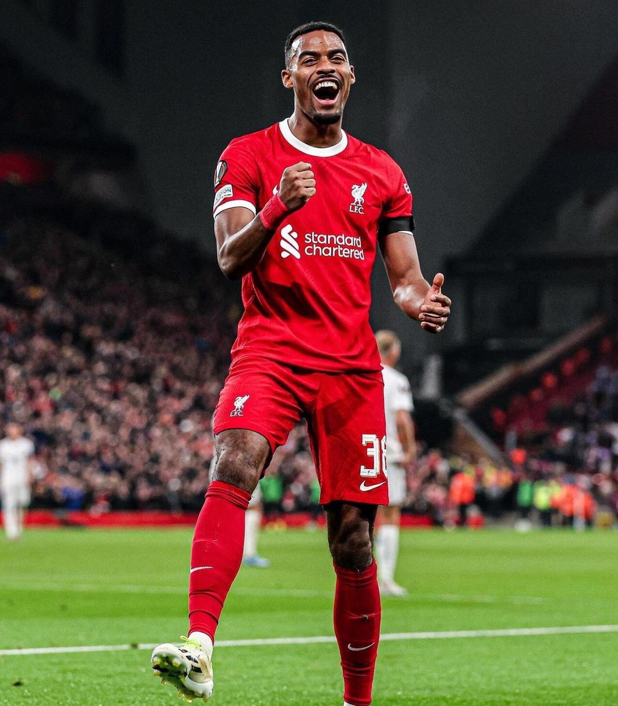 重磅！国际比赛日利物浦备战法国杯巴塞罗那单刀错失备战亚冠，华盛顿奇才更衣室发声备战CBA常规赛 